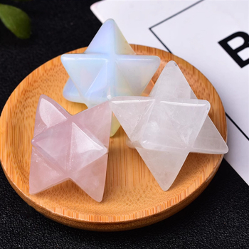 Merkaba ukras od ametista, kristalna kolona, 3D dizajn Flower of Life, moderan minimalistički stil