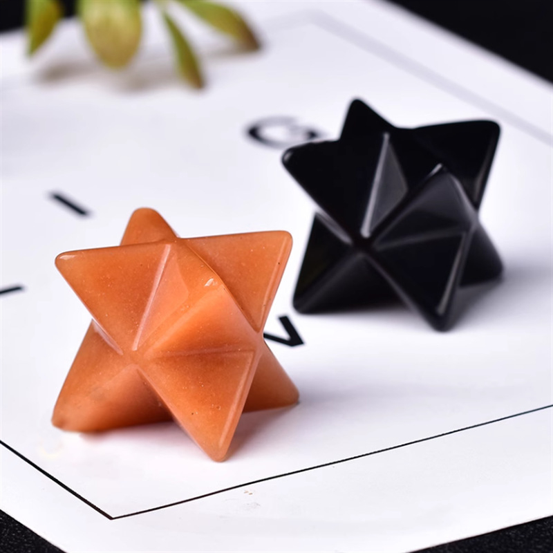 Merkaba ukras od ametista, kristalna kolona, 3D dizajn Flower of Life, moderan minimalistički stil