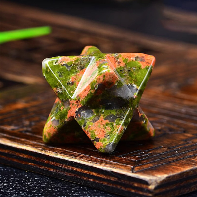 Merkaba ukras od ametista, kristalna kolona, 3D dizajn Flower of Life, moderan minimalistički stil