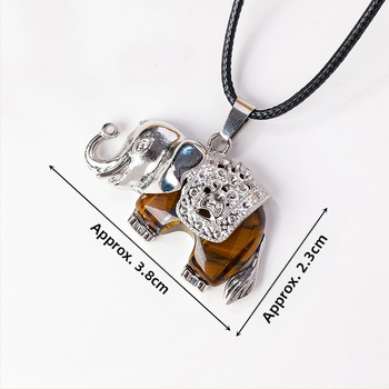 Lanac s privjeskom slona od kristala, geometrijski oblik, moderan minimalistički stil, brend Apeng crystal crafts, individualno zapakiran u PP vrećicu