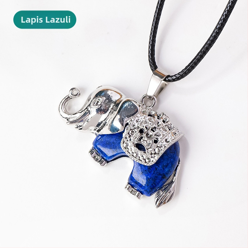 Lanac s privjeskom slona od kristala, geometrijski oblik, moderan minimalistički stil, brend Apeng crystal crafts, individualno zapakiran u PP vrećicu