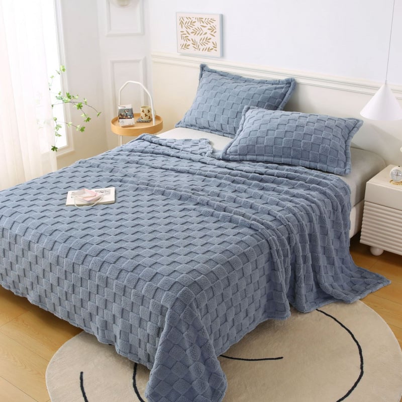 Poliesterska deka s geometrijskim uzorkom za ured i sofu, težina ispod 300 g, moderan minimalistički stil