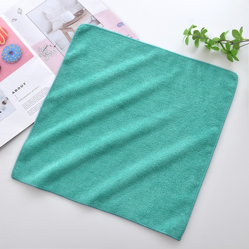 Prosop pătrat din microfibră pentru spălarea mașinii, cu fir amestecat, 55 g, absorbție 5–10 s, logo personalizat