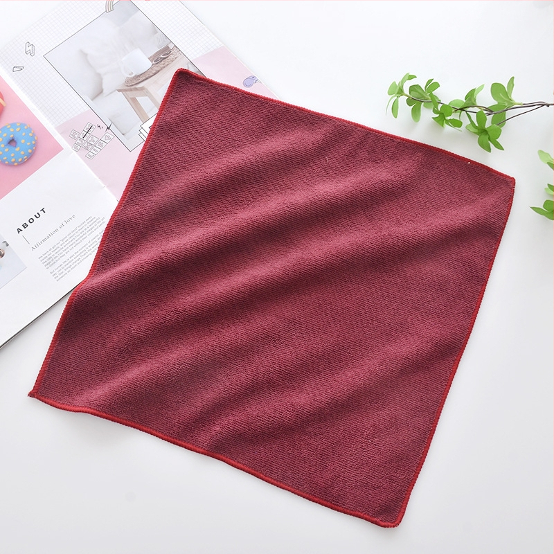 Prosop pătrat din microfibră pentru spălarea mașinii, cu fir amestecat, 55 g, absorbție 5–10 s, logo personalizat