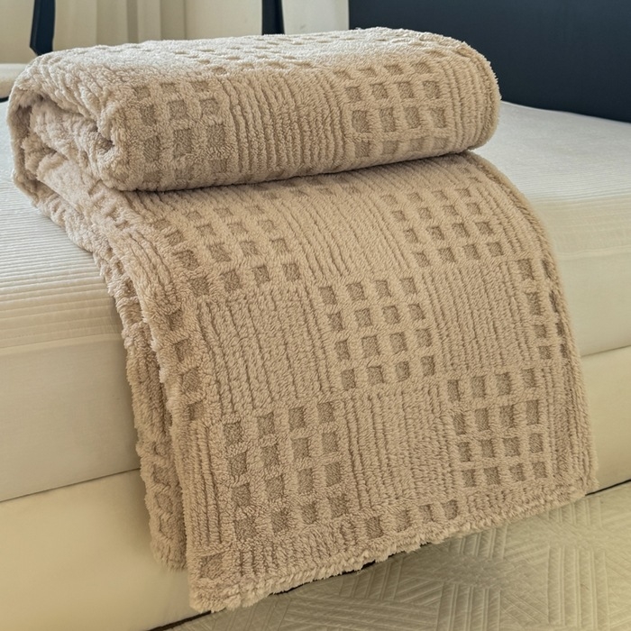 Deka Coral Fleece, jednobojna, proljeće–jesen, težina 1–1,5 kg, prilagodljiva