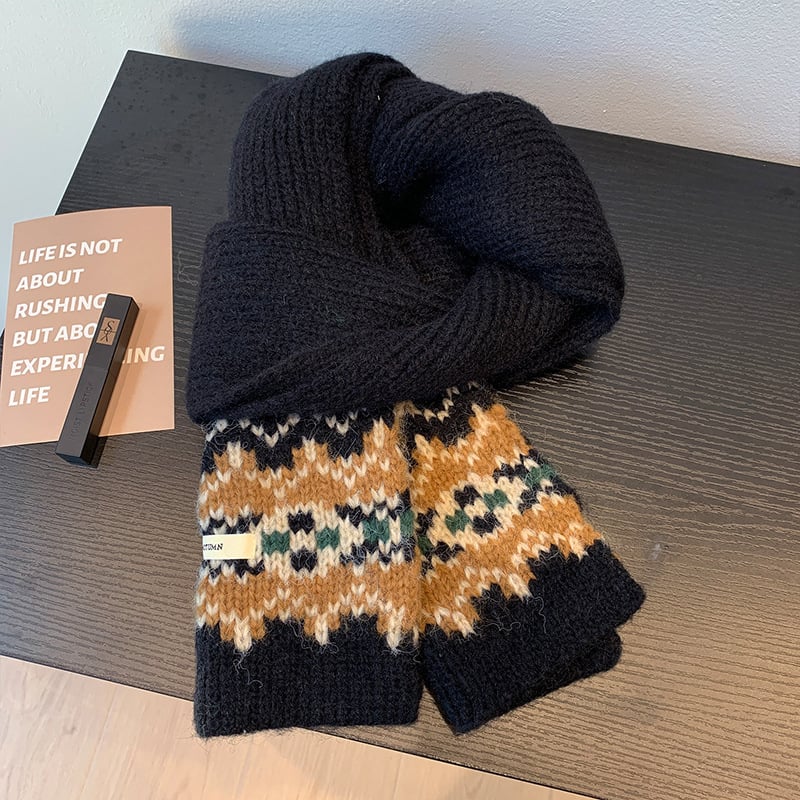 Γυναικείο φουλάρι με ζακάρ πλέξιμο σε στυλ Fair Isle, warp-knit πολυεστέρας (61–70%), ζεσταίνει τον χειμώνα