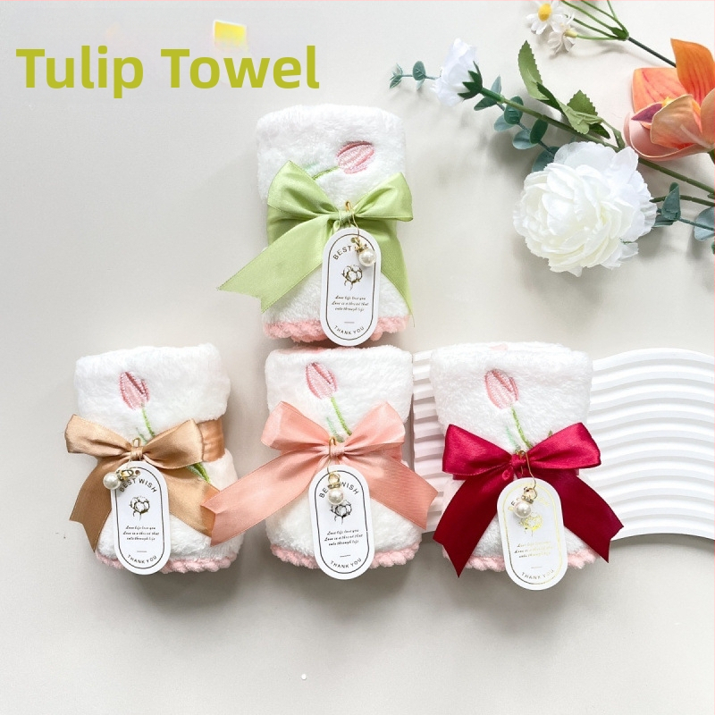 Tulipánová osuška s strapcami – tkaná, dovoz, na svadbu