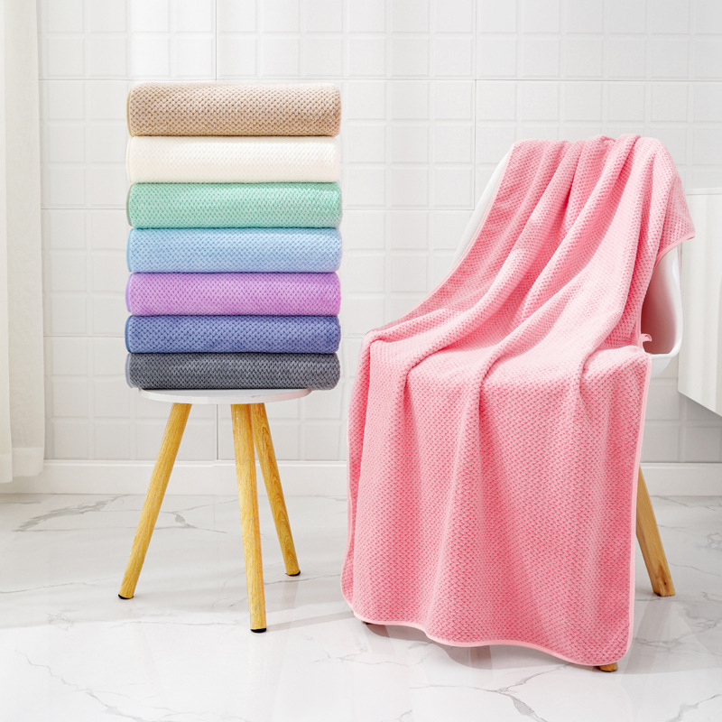 Πετσέτα μπάνιου από φλις κοράλλι, μοτίβο ανανά, 400–500 γρ, νήμα 150D, ραφή με jacquard.