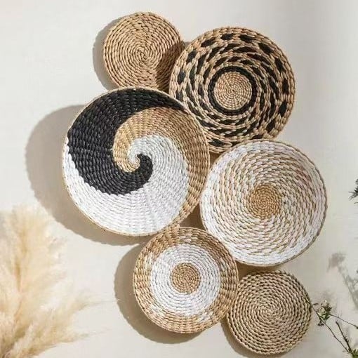Μποέμ τοίχου κρεμαστό σετ με καλάθια από άχυρο – χειροποίητο πλέξιμο, κυκλικό σχήμα, κυκλικό μοτίβο, σκανδιναβικό στυλ