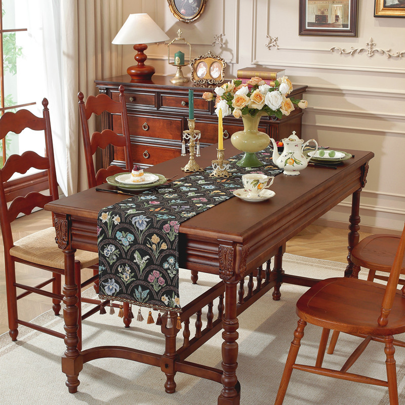 Пътека за маса с пискюли, жакардова райета, 80% полиестер / 20% памук, персонализирана