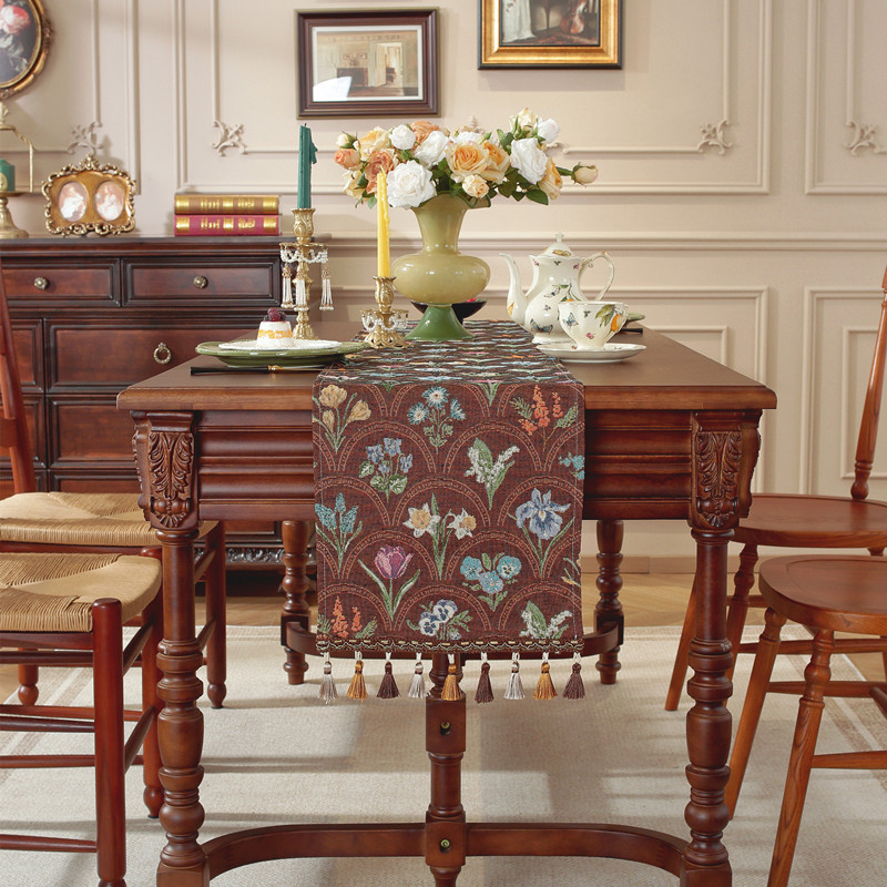 Пътека за маса с пискюли, жакардова райета, 80% полиестер / 20% памук, персонализирана