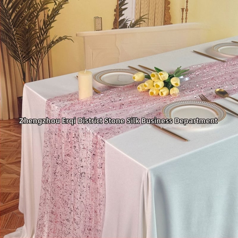 Декорация за маса за парти с шифонова тюл и пайети от метално фолио (материал: полиестерно влакно; съдържание на основния материал: 99%; стил: модерен минимализъм; категория: декорация за маса)