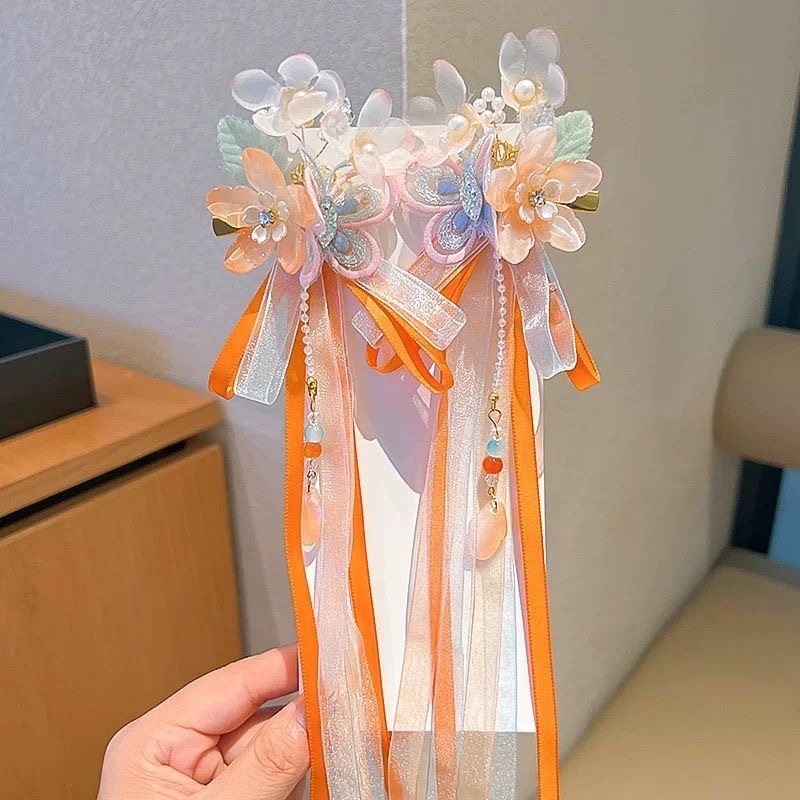 Bērnu matu sprādze senlaicīgā stilā ar pūciņu un ziedu – roku darbs, klips, izšūta tauriņa, Princeses sērija