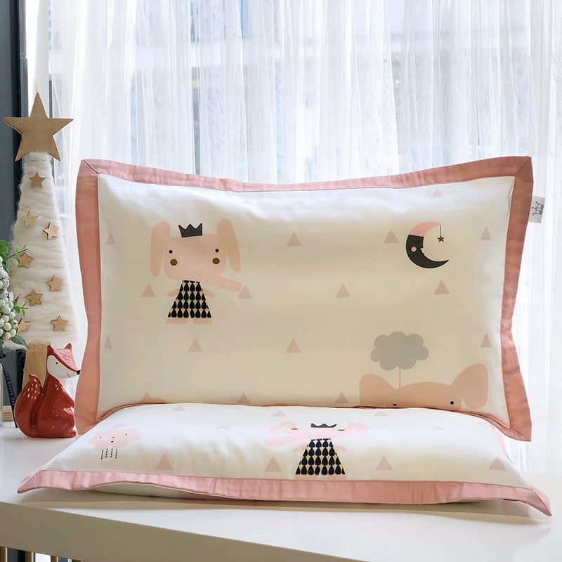 Jastučnica, 100% pamuk dugačkih vlakana, saten tkanina, reaktivno bojanje, broj tkanja 60, moderni minimalistički stil