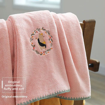 Κεντημένη microfiber πετσέτα μπάνιου και παραλίας, παχιά, υψηλή απορροφητικότητα, γρήγορο στέγνωμα, κατηγορία μητέρα-βρέφος, βάρος 200–300 g