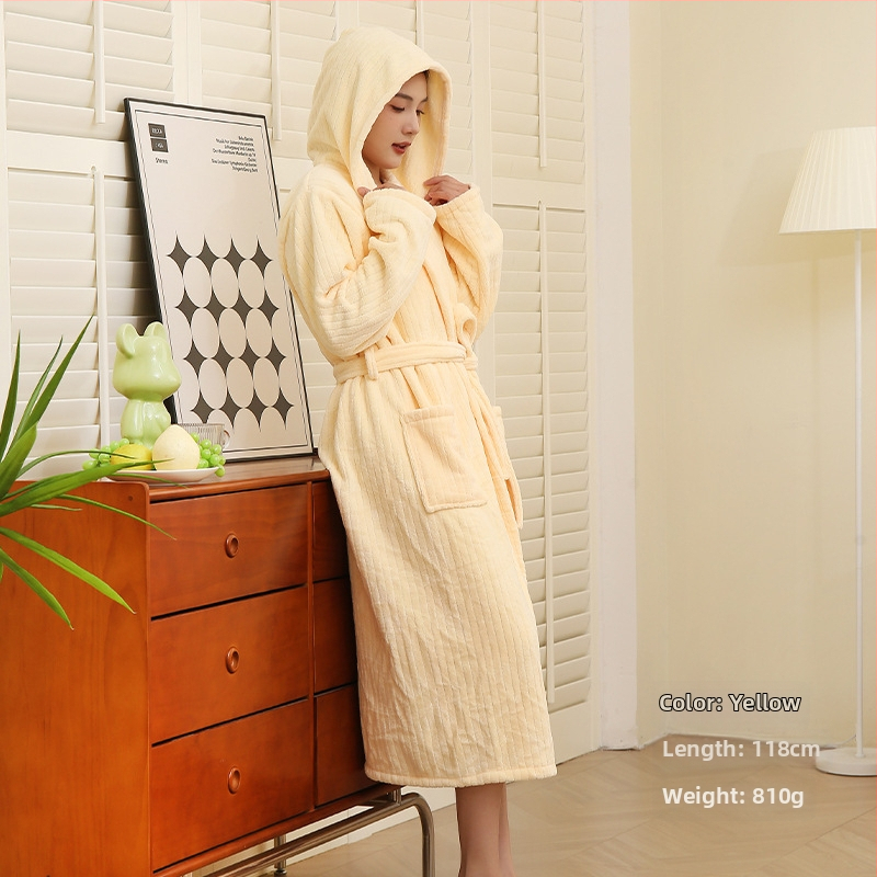 Sieviešu kapucēta halāts no korālfleksa, ziemas modelis, 80% poliestera, svars 810 g