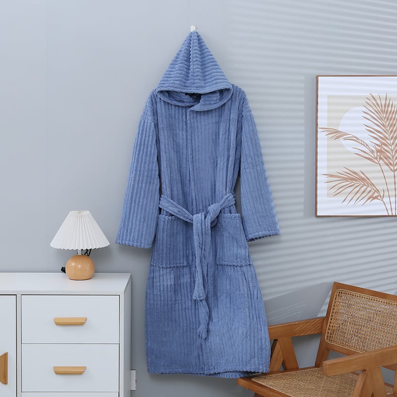 Ziemas kapucēts korallvelūra vannas halāts, universāls, mīksts un absorbējošs, 85% poliesters/15% neilons