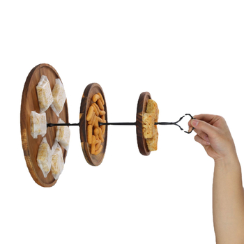 Триетажна дървена поставка за торти за сватбени десерти — минималистичен дисплей, стил лукс ретро