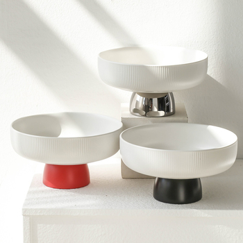 Порцеланова плодова чиния на крак — скандинавски стил, светъл лукс, Xingye, висококачествен продукт