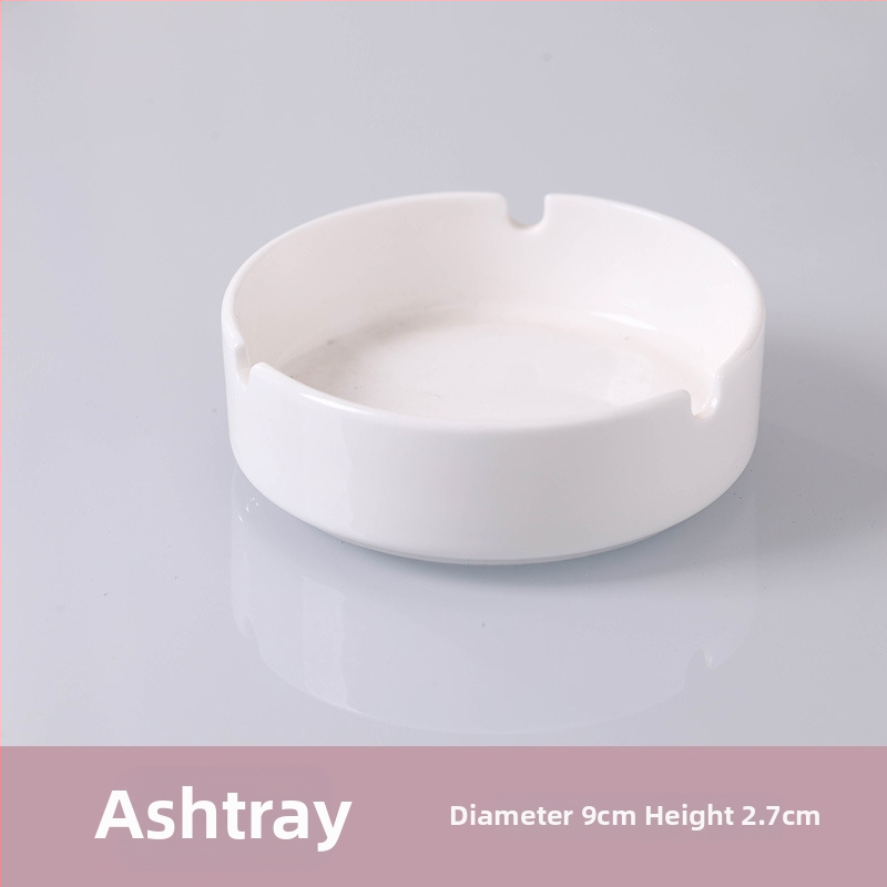 Keraminis stalo servizo rinkinys: ryžių dubenėliai, sriubos dubenėliai ir lėkštės; kaulinis porcelianas (>36% kaulo); gėlių raštas; dažyta glazūra; tinkamas mikrobangų krosnelėms.