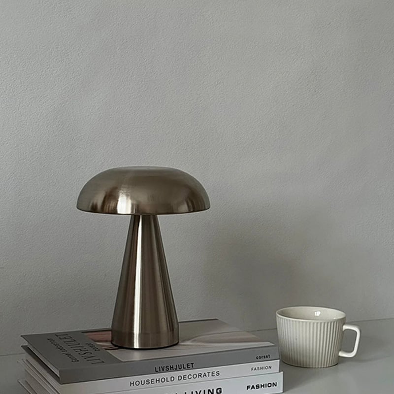 Sēņu formas galda lampa ar pieskāriena nakts gaismu – metāla statīvs, modelis ST-06B, ≤36V