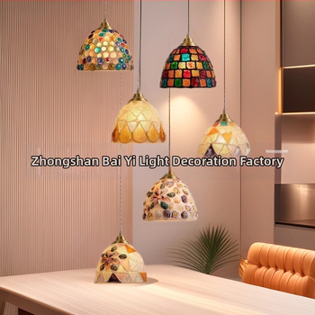 Stikla lustra, ziemeļnieciska stilā, LED gaisma, dzelzs korpuss, viena galva, spriegums ≤36V, piemērots 3–5 m².