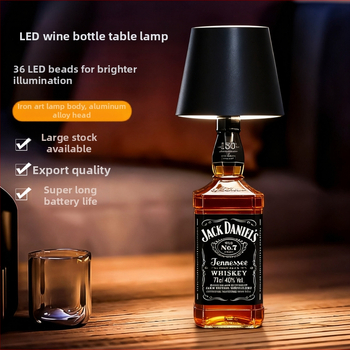 Vīna pudeles galda lampai ar RGB ambientā gaismu, metāla turētājs, radošs stils, OEM logotips, stāvošs dizains