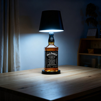 Vīna pudeles galda lampai ar RGB ambientā gaismu, metāla turētājs, radošs stils, OEM logotips, stāvošs dizains