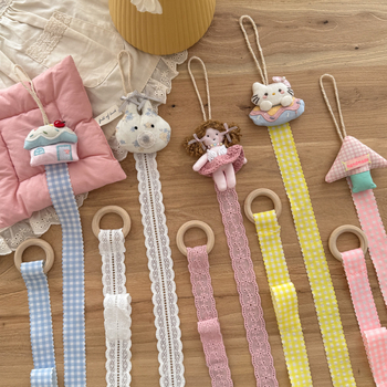 Detský textilný nástenný organizér s motívom cartoon pre uloženie hairpins, lanyards a rope