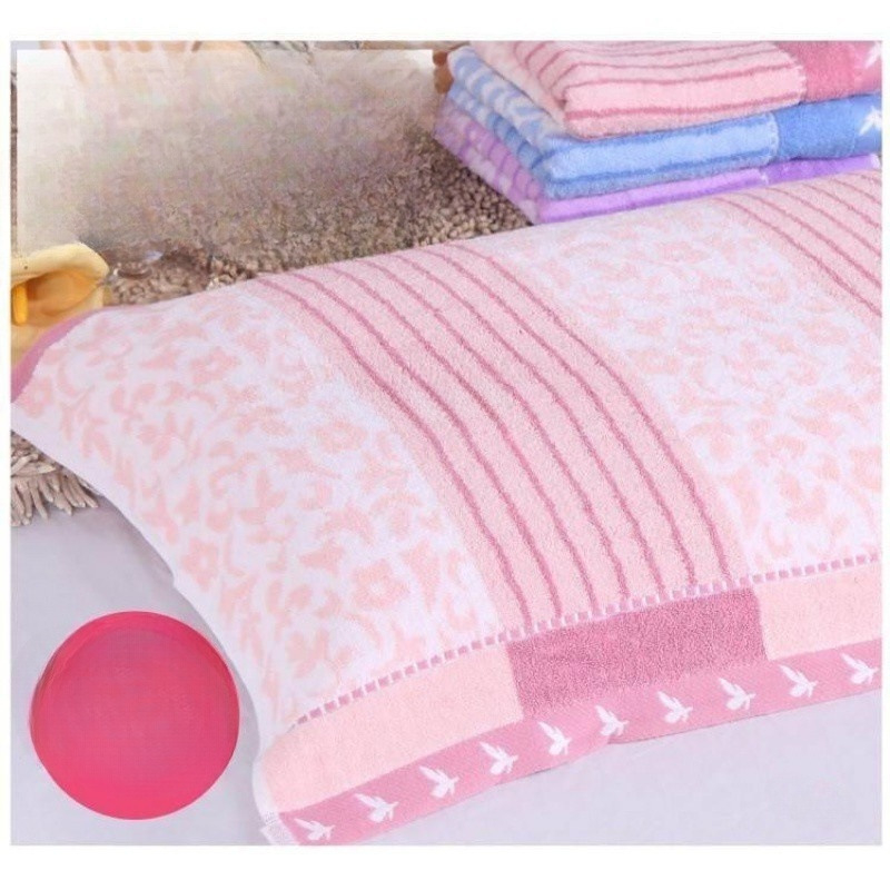 Par navlaka za jastuke od čiste pamuka, upijaju znoj i debele, za kućnu upotrebu