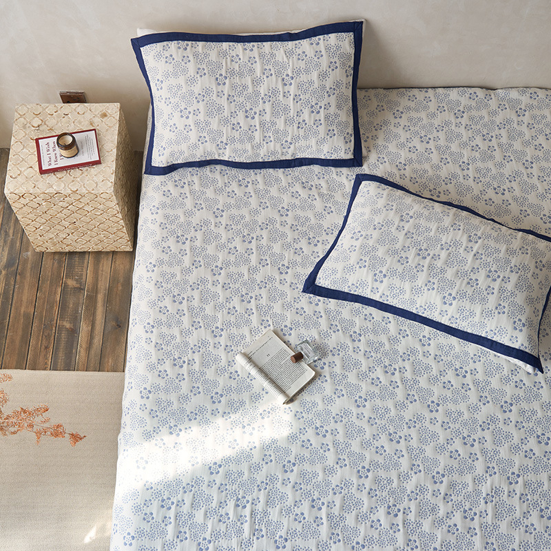 Jastučnica od 100% pamuka, tri sloja gaze, protuklizno, sprječava otpuštanje vlakana