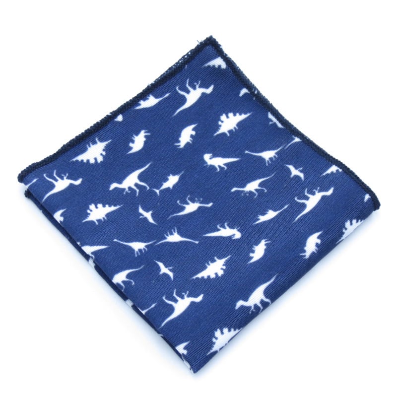 Ανδρικό σετ κορεατικού στυλ: λεπτή γραβάτα και παπιγιόν με μαντήλι τσέπης, μοτίβο δεινοσαύρου; Υλικό: πολυεστέρας νήματα; Στυλ: μοντέρνο, τύπος βέλους; Διαδικασία: εκτύπωση; Μοτίβο: καρτούν