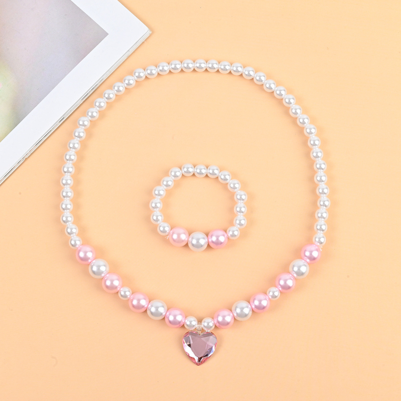 Σετ παιδικών κοσμημάτων: κολιέ και σκουλαρίκια, χειροποίητο, πλαστικές χάντρες με μαργαρινοειδή φινίρισμα, καρδιάς λεπτομέρειες, περιλαμβάνει κολιέ με ρύθμιση, ρυθμιζόμενο μήκος