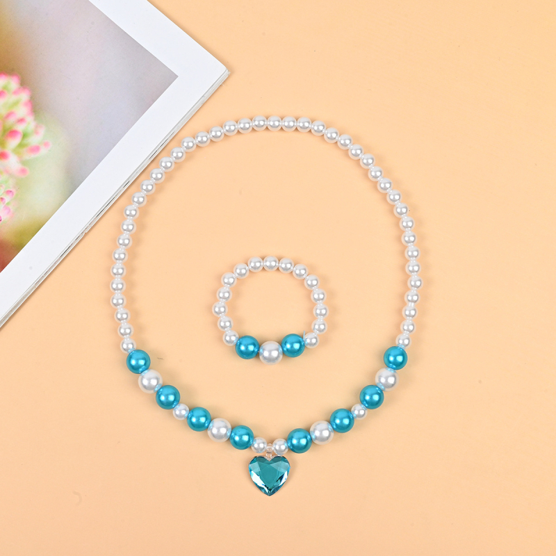 Σετ παιδικών κοσμημάτων: κολιέ και σκουλαρίκια, χειροποίητο, πλαστικές χάντρες με μαργαρινοειδή φινίρισμα, καρδιάς λεπτομέρειες, περιλαμβάνει κολιέ με ρύθμιση, ρυθμιζόμενο μήκος