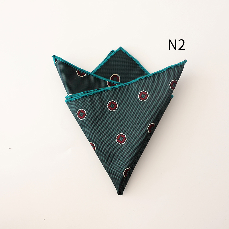 Doris.TD Χαρτοπετσέτα τσέπης – πολυεστερική ίνα, βραδινό ύφος, ζακάρντ, μοτίβο με σπασμένα λουλούδια, άνοιξη 2025