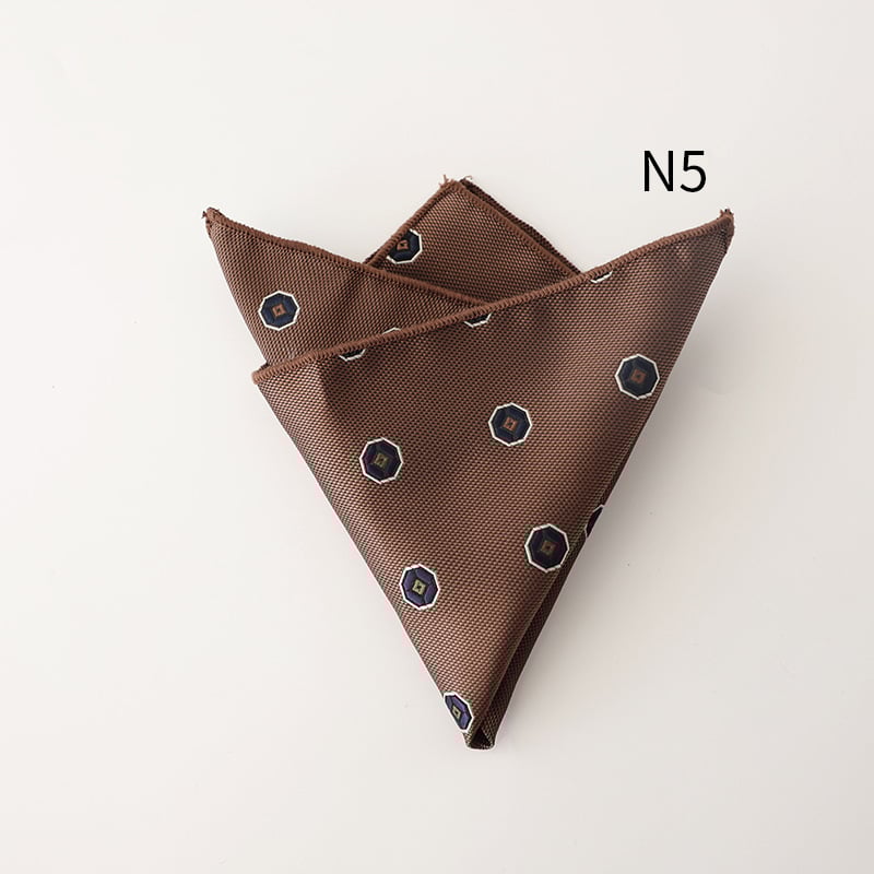 Doris.TD Χαρτοπετσέτα τσέπης – πολυεστερική ίνα, βραδινό ύφος, ζακάρντ, μοτίβο με σπασμένα λουλούδια, άνοιξη 2025