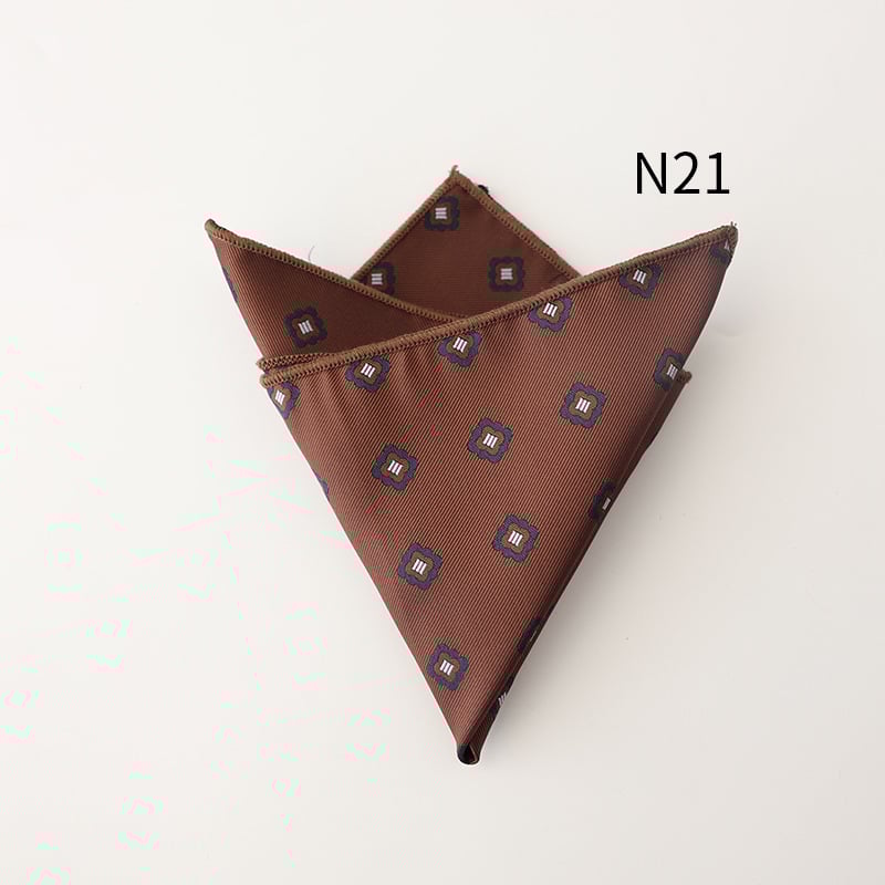 Doris.TD Χαρτοπετσέτα τσέπης – πολυεστερική ίνα, βραδινό ύφος, ζακάρντ, μοτίβο με σπασμένα λουλούδια, άνοιξη 2025