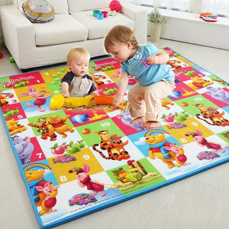 Подложка за лазене, правоъгълна, модел трева, балонна пяна, ръчно плетена, миеща се (Материал: балонна пяна; Занаят: ръчно плетене; Форма: правоъгълник; Модел: трева; Поддръжка: мие се)