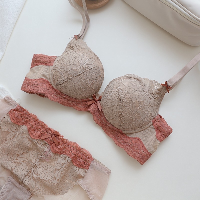 Set grudnjaka bez žice s čipkom, košarica 3/4, najlonska tkanina, podstava Nylon/Nylon, stražnje zatvaranje s tri reda kukica, fiksni dvostruki naramenice, funkcija skupljanja