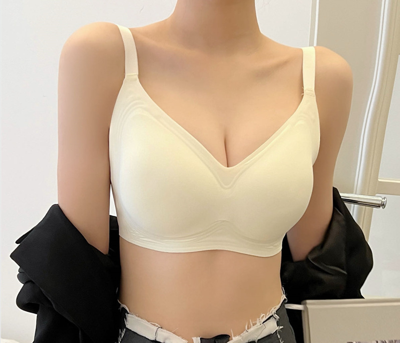 Grudnjak od spandexa s košaricama 3/4, push-up, odvojive dvostruke naramenice, stražnje kopčanje s tri reda kukica