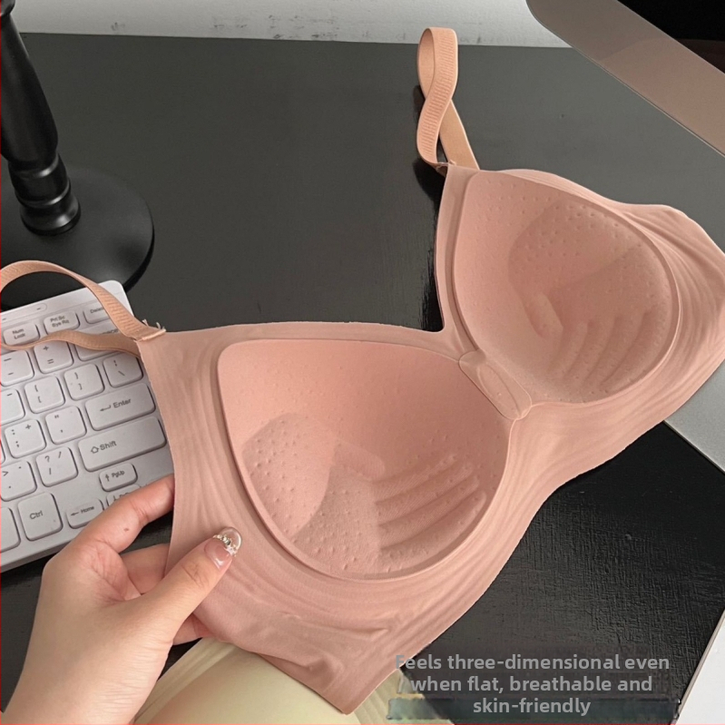 Bešuvju krūšturis no spandex ar 3/4 kausiem, push-up, noņemamas dubultās siksnas, mugurējā aizdare ar trim āķu rindām