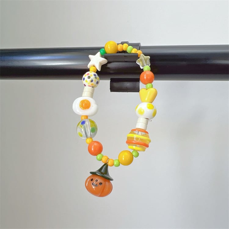 Детска гривна с мъниста в сърцевидна форма и имитационни перли