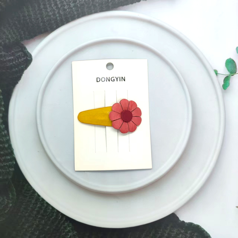 Nahkast kõrvarõngad, originaalne disain, naha töötlemine, 2025 sügis