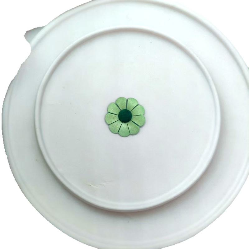 Nahkast kõrvarõngad, originaalne disain, naha töötlemine, 2025 sügis