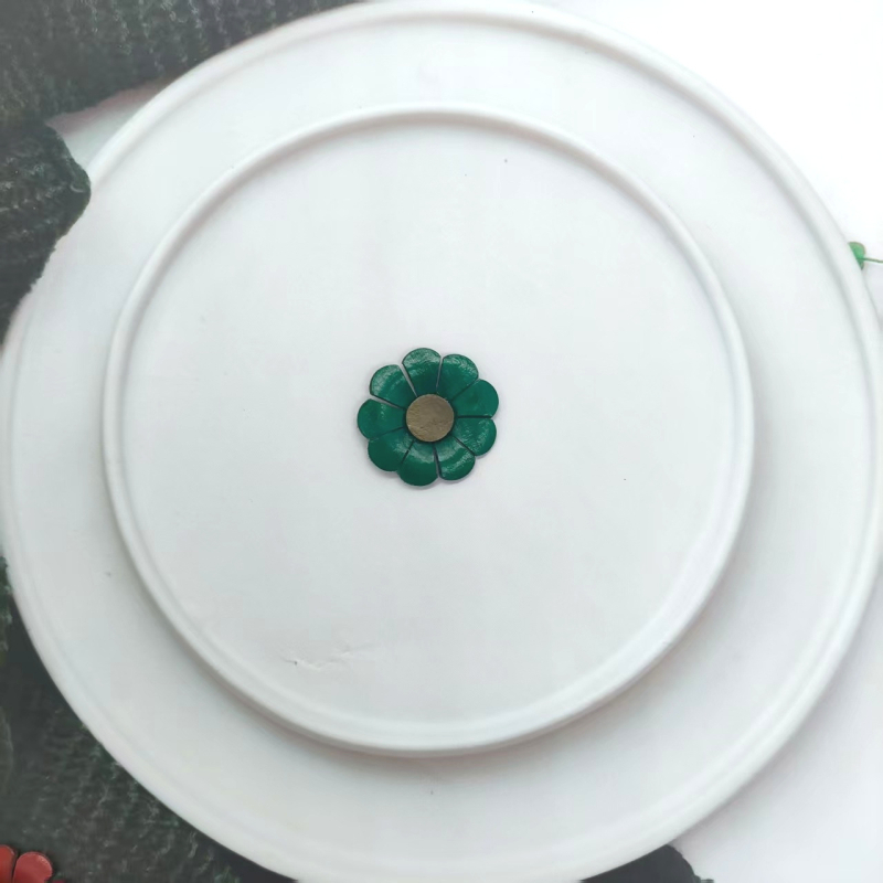 Nahkast kõrvarõngad, originaalne disain, naha töötlemine, 2025 sügis