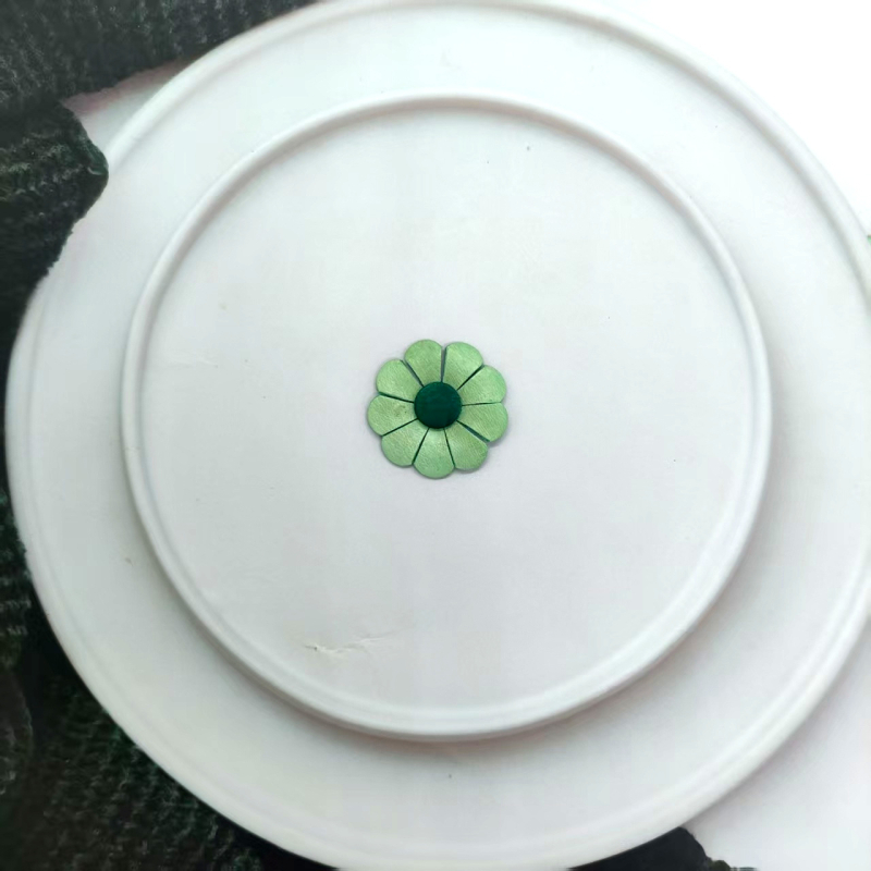 Nahkast kõrvarõngad, originaalne disain, naha töötlemine, 2025 sügis