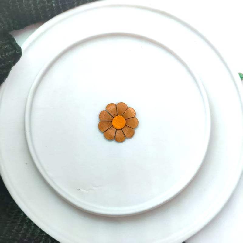 Nahkast kõrvarõngad, originaalne disain, naha töötlemine, 2025 sügis