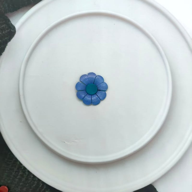 Nahkast kõrvarõngad, originaalne disain, naha töötlemine, 2025 sügis