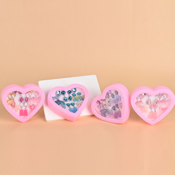 Bērnu klipsu auskari un gredzeni – roku darbs no plastmasas / sveķiem, karikatūru stila, vecums 6–10 gadi