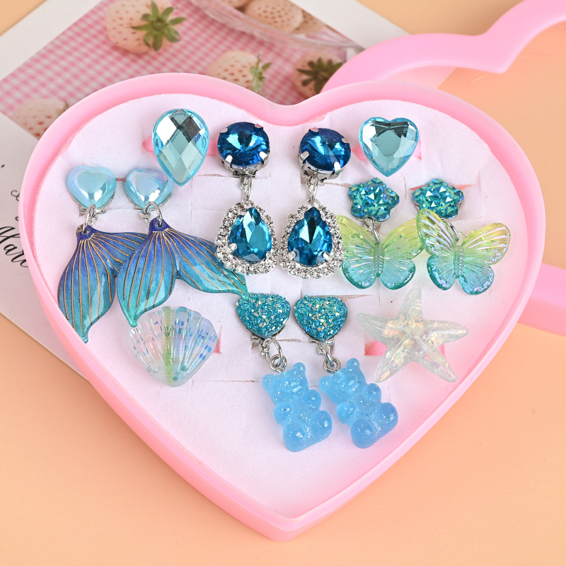 Bērnu klipsu auskari un gredzeni – roku darbs no plastmasas / sveķiem, karikatūru stila, vecums 6–10 gadi